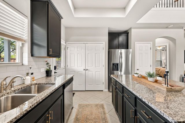 1318 Jenkins BND, Austin, TX 78748