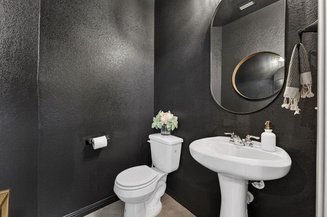 1318 Jenkins BND, Austin, TX 78748