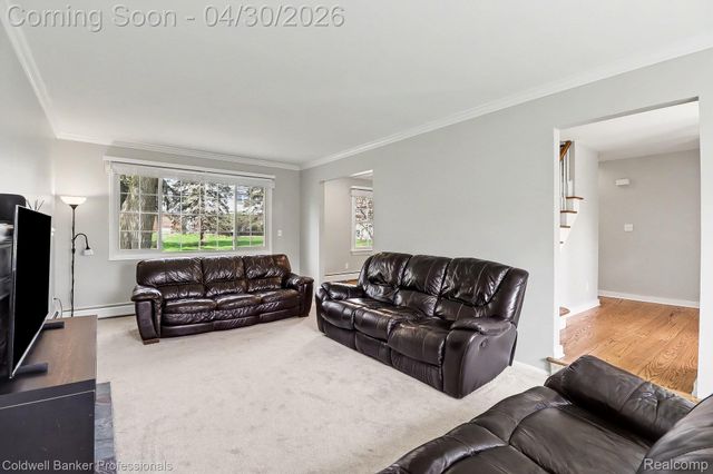 30184 Fiddlers Green, Farmington Hills, MI 48334