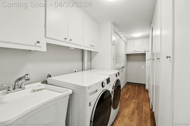 30184 Fiddlers Green, Farmington Hills, MI 48334