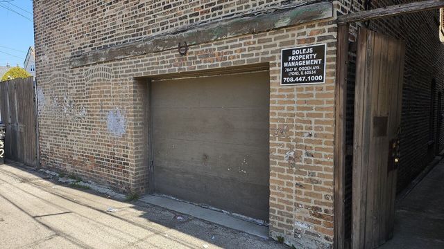 2536 S Avers Avenue, Chicago, IL 60623