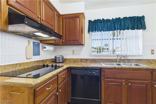 2306 SE 15th TER, Cape Coral, FL 33990