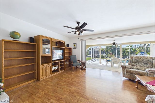 2306 SE 15th TER, Cape Coral, FL 33990