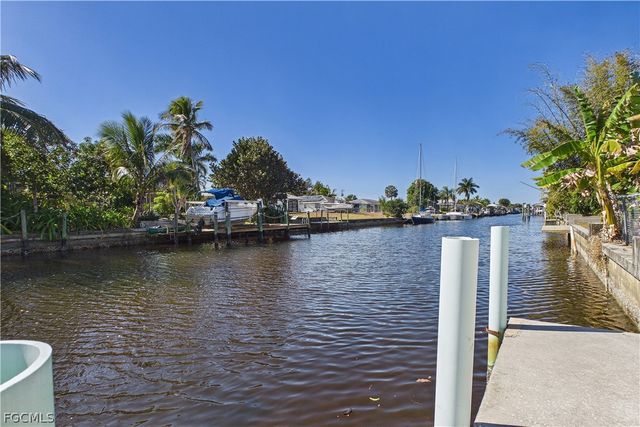 2306 SE 15th TER, Cape Coral, FL 33990