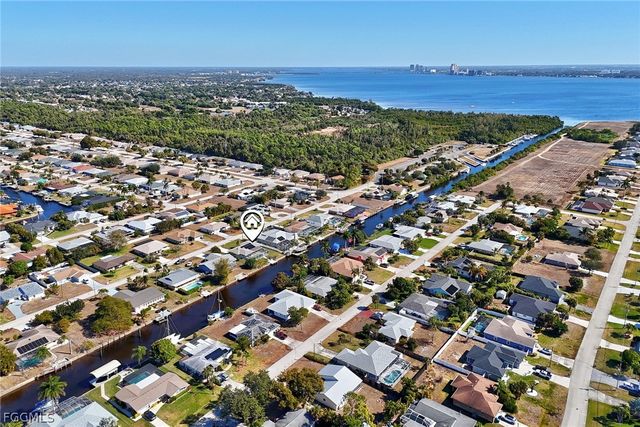 2306 SE 15th TER, Cape Coral, FL 33990