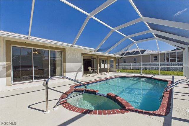 2306 SE 15th TER, Cape Coral, FL 33990