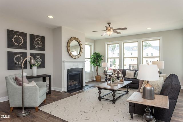 1047 Diamond Dove Lane, Apex, NC 27502