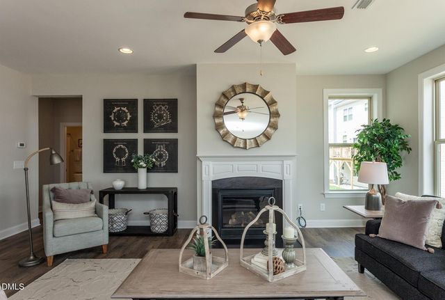 1047 Diamond Dove Lane, Apex, NC 27502