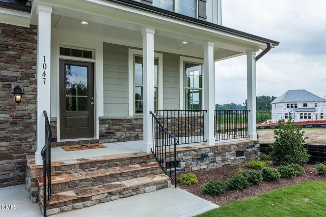 1047 Diamond Dove Lane, Apex, NC 27502
