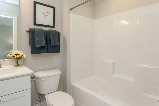 1047 Diamond Dove Lane, Apex, NC 27502