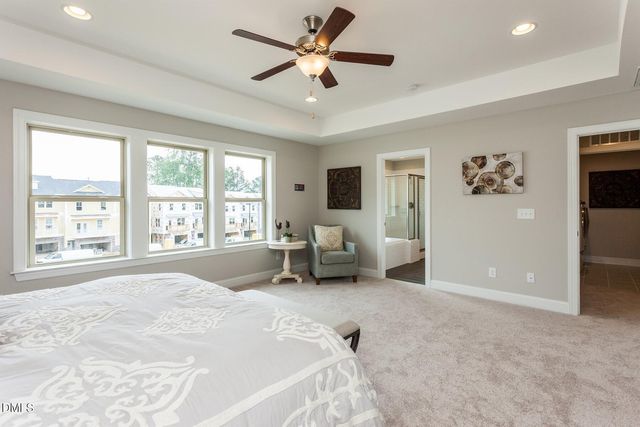 1047 Diamond Dove Lane, Apex, NC 27502