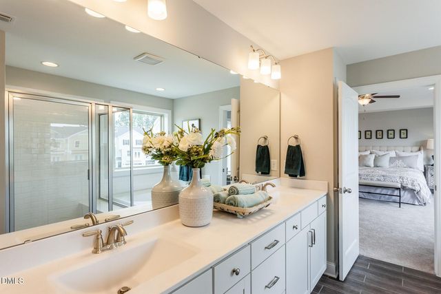 1047 Diamond Dove Lane, Apex, NC 27502