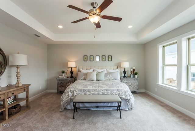 1047 Diamond Dove Lane, Apex, NC 27502