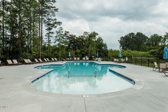 1047 Diamond Dove Lane, Apex, NC 27502