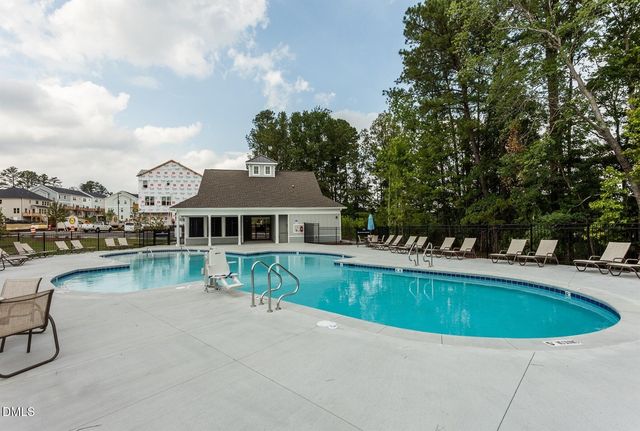 1047 Diamond Dove Lane, Apex, NC 27502