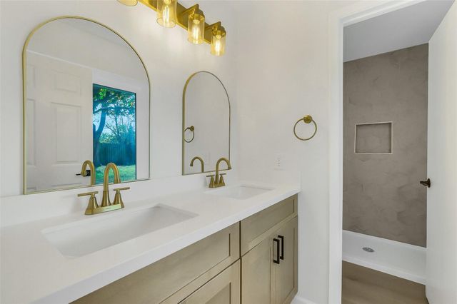 8622 Humphreys Drive, Houston, TX 77083