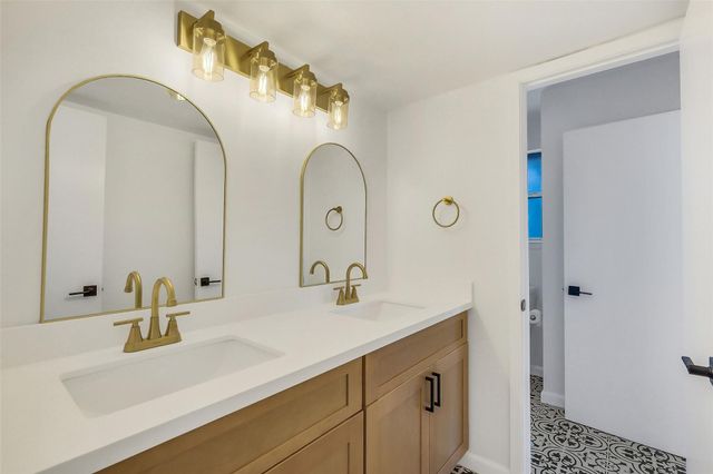 8622 Humphreys Drive, Houston, TX 77083