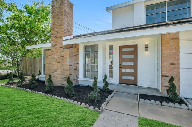 8622 Humphreys Drive, Houston, TX 77083