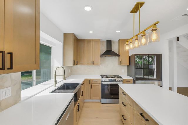 8622 Humphreys Drive, Houston, TX 77083