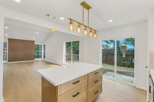 8622 Humphreys Drive, Houston, TX 77083