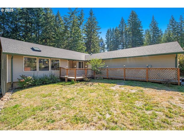23700 S WOODVIEW Ln, Beavercreek, OR 97004