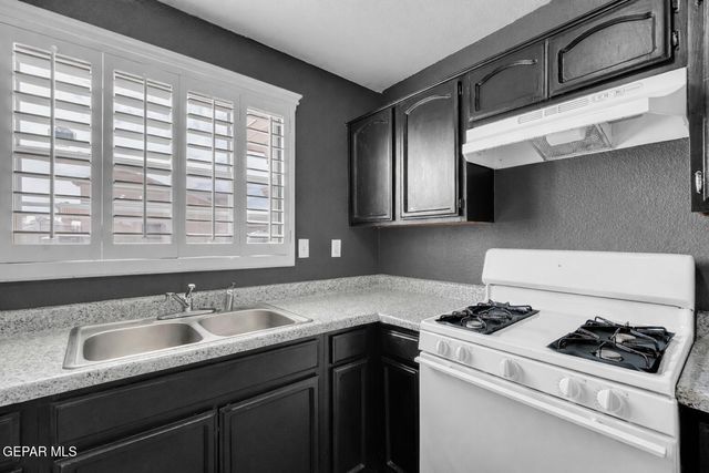 3092 TIERRA BOWLES Drive, El Paso, TX 79938