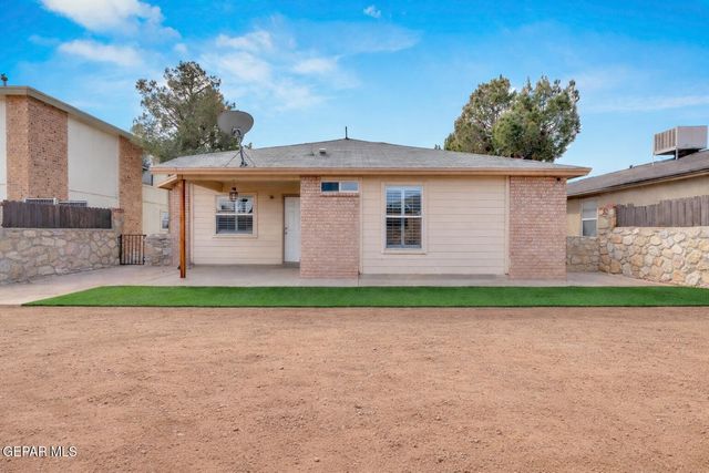 3092 TIERRA BOWLES Drive, El Paso, TX 79938