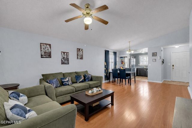 3092 TIERRA BOWLES Drive, El Paso, TX 79938