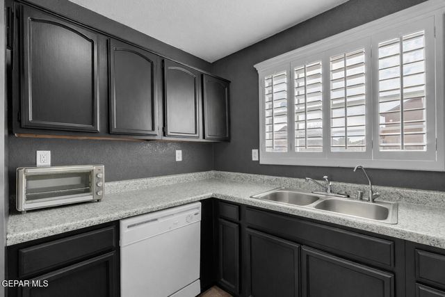 3092 TIERRA BOWLES Drive, El Paso, TX 79938