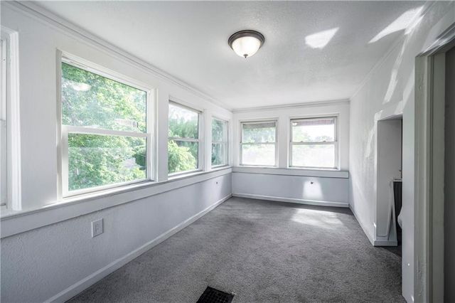 1105 Laurel Avenue, Kansas City, KS 66104