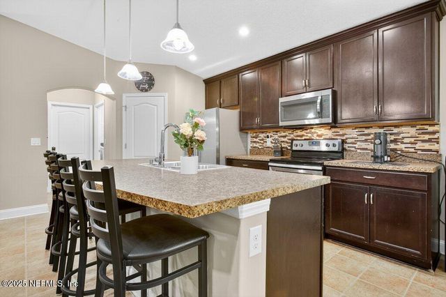 2019 PATRIOT RIDGE Road, Jacksonville, FL 32221