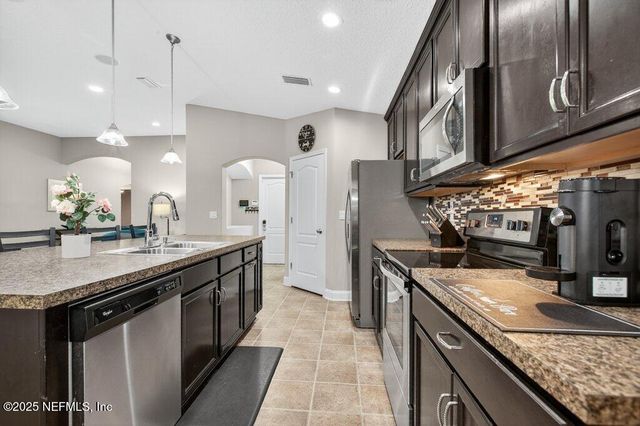 2019 PATRIOT RIDGE Road, Jacksonville, FL 32221