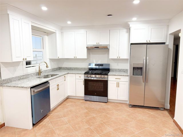 201 Edgewood Avenue 1, Yonkers, NY 10704