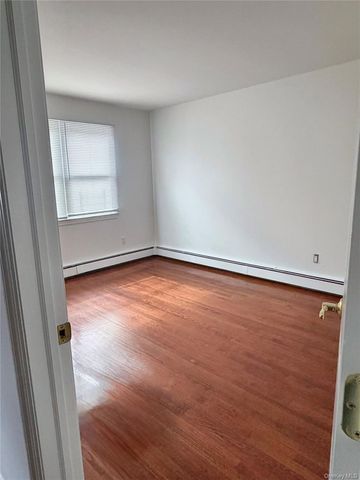 201 Edgewood Avenue 1, Yonkers, NY 10704