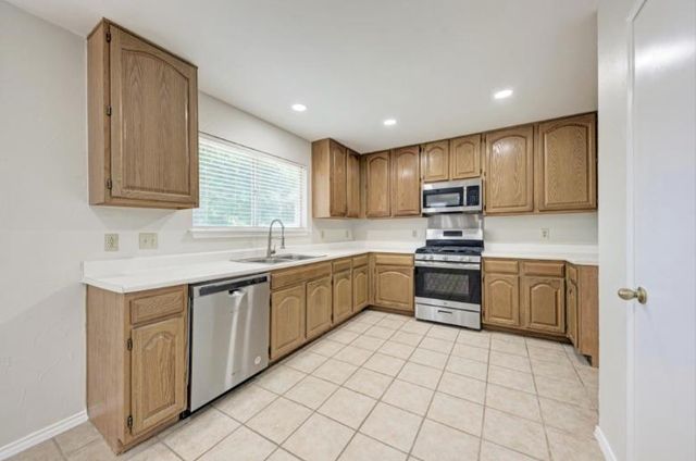 2508 Tierra Blanco TRL, Cedar Park, TX 78613