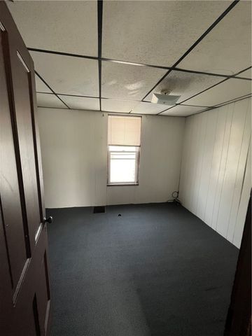 713 Monroe Street, New Castle, PA 16101