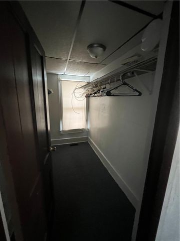 713 Monroe Street, New Castle, PA 16101