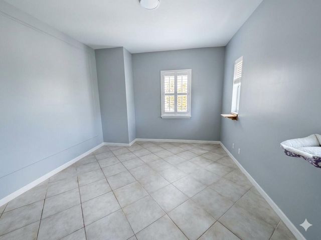 2332 Vintage Drive, Lighthouse Point, FL 33064