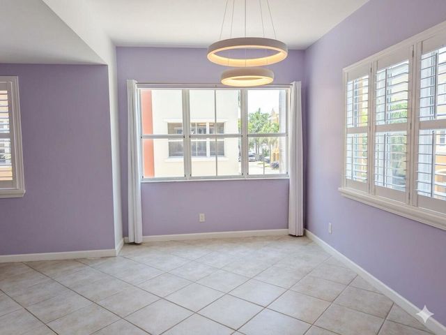 2332 Vintage Drive, Lighthouse Point, FL 33064
