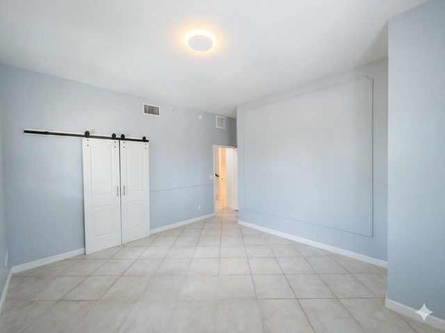 2332 Vintage Drive, Lighthouse Point, FL 33064