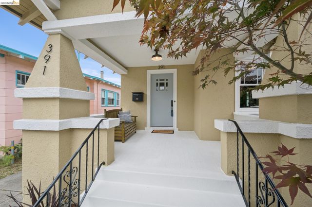 391 51St St, Oakland, CA 94609