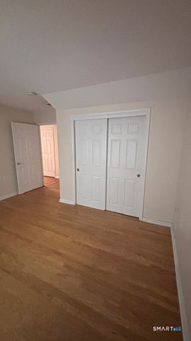 2612 North Avenue E9, Bridgeport, CT 06604