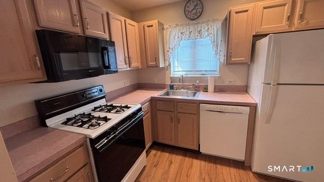 2612 North Avenue E9, Bridgeport, CT 06604