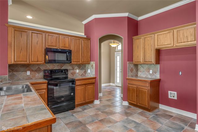 2110 Sweet Bay Circle, Bossier City, LA 71111