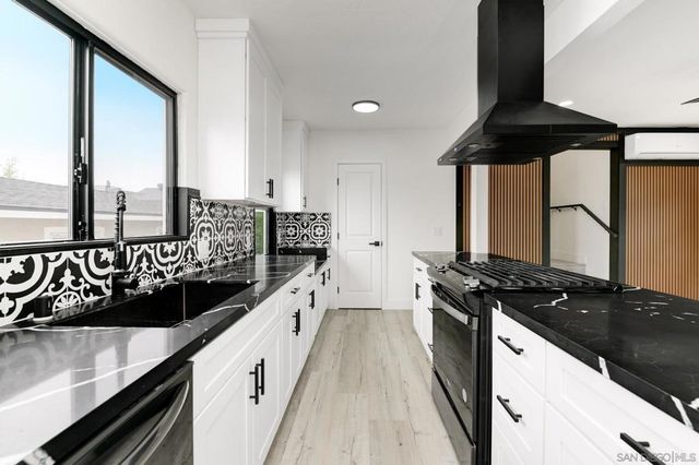 244 26Th St, San Diego, CA 92102