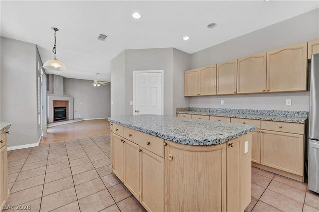 8828 La Manga Avenue, Las Vegas, NV 89147