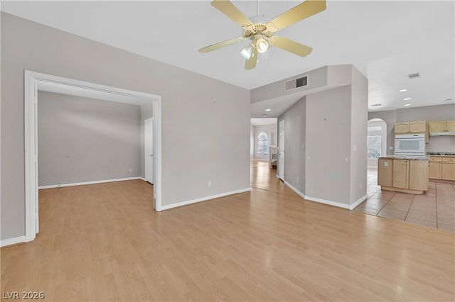 8828 La Manga Avenue, Las Vegas, NV 89147