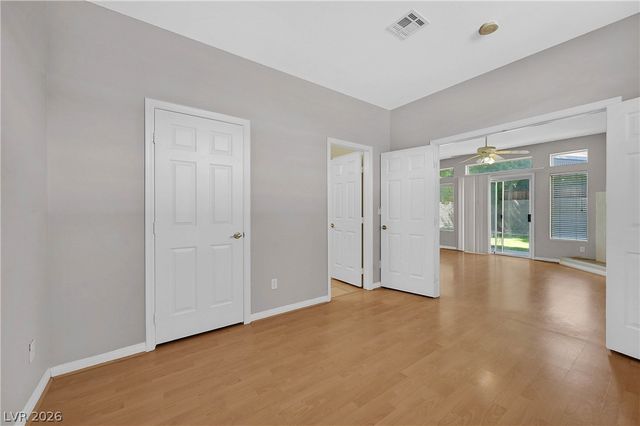 8828 La Manga Avenue, Las Vegas, NV 89147