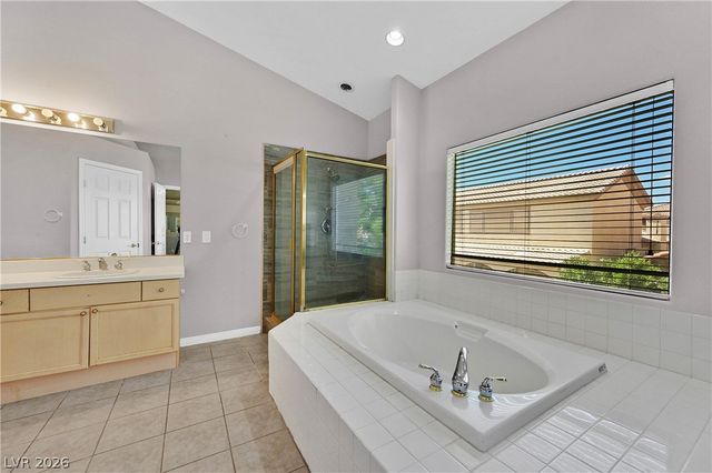 8828 La Manga Avenue, Las Vegas, NV 89147