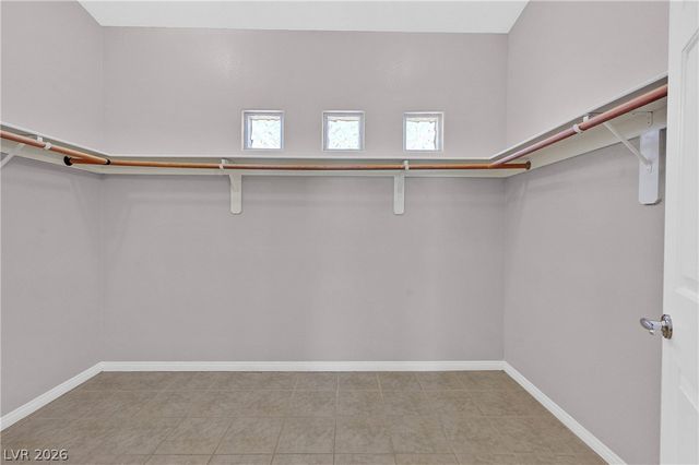 8828 La Manga Avenue, Las Vegas, NV 89147